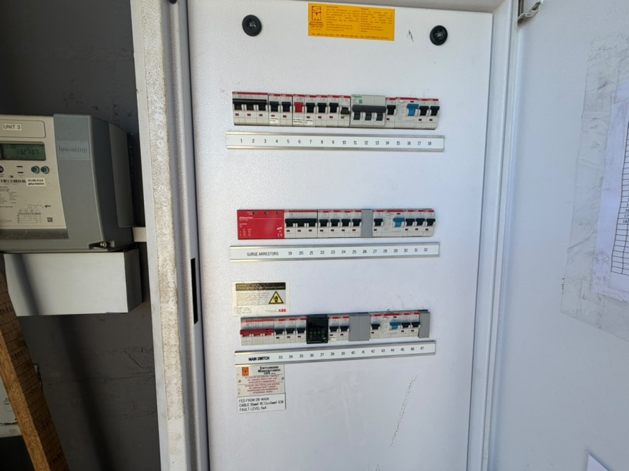 To Let Commercial Property for Rent in Brackenfell Central Western Cape